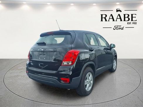 Used 2020 Chevrolet Trax LS FWD image 12