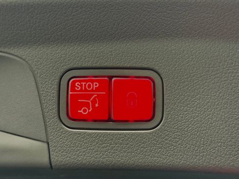 Used 2024 Mercedes-Benz GLE 63 AMG S image 16