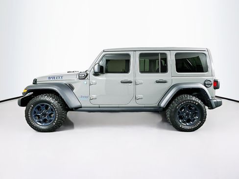 Used 2023 Jeep Wrangler Unlimited w/ Sun & Screen Package AWD/4WD image 4