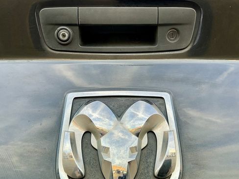 Used 2016 RAM 1500 Laramie w/ Convenience Group image 15