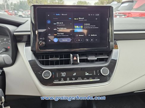 Used 2024 Toyota Corolla LE image 15