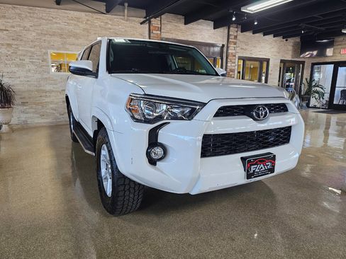 Used 2016 Toyota 4Runner RWD 4dr V6 SR5 (Natl) image 1