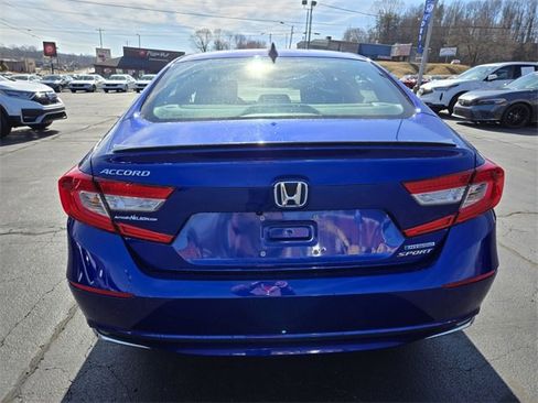 Used 2022 Honda Accord Sport image 6