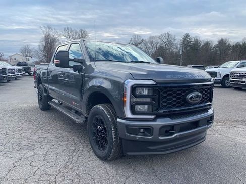 New 2026 Ford F350 Lariat w/ Black Appearance Package AWD/4WD image 2