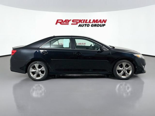 Used 2012 Toyota Camry SE FWD image 7