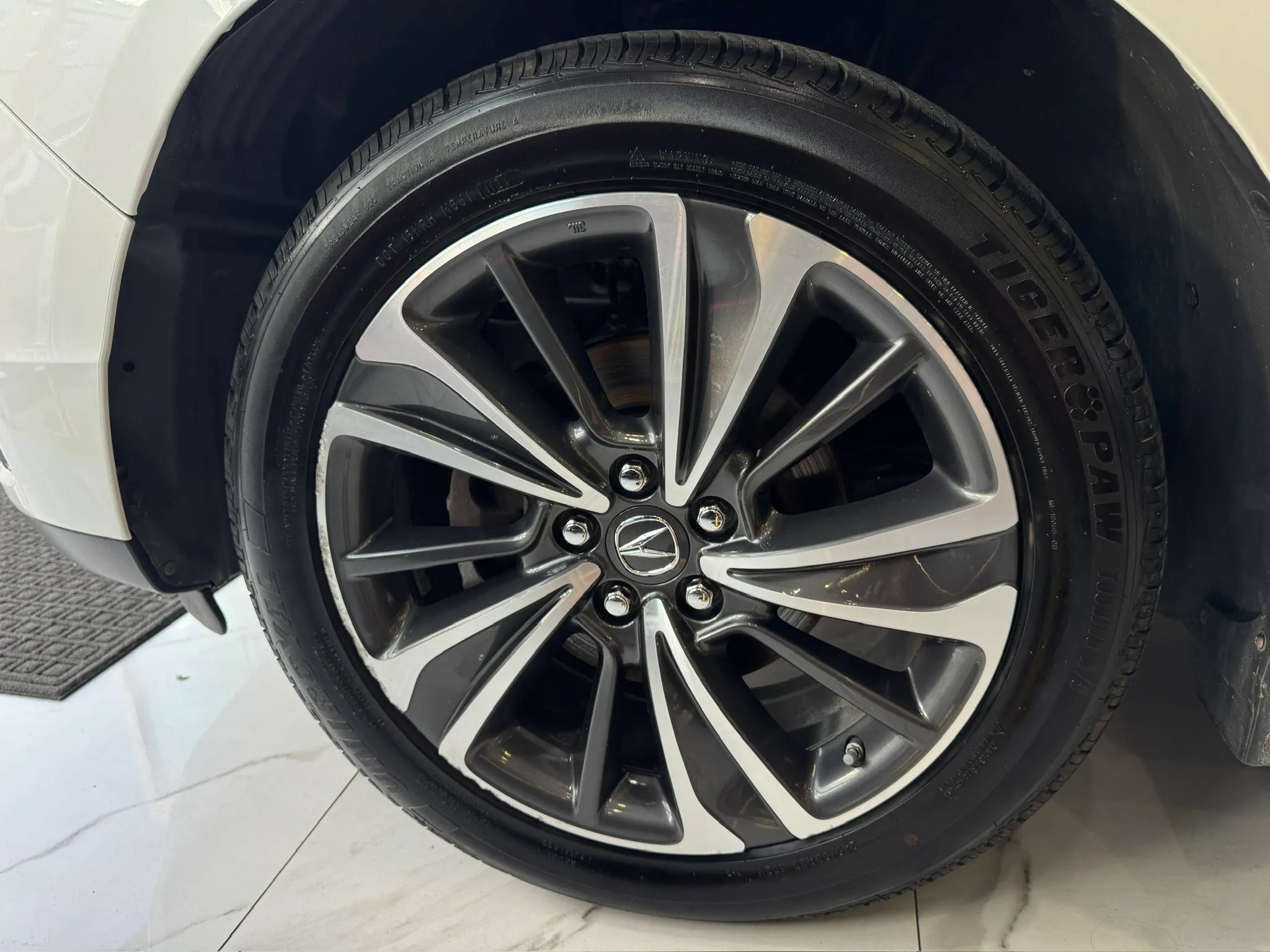 Used 2020 Acura MDX w/ Technology Package AWD/4WD image 8