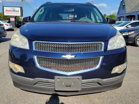 Used 2012 Chevrolet Traverse LS FWD image 6
