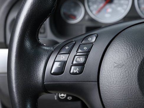 Used 2003 BMW M5 image 56