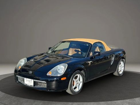 Used 2002 Toyota MR2 image 9