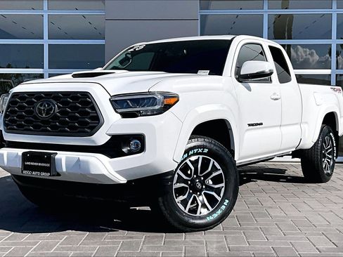 Used 2023 Toyota Tacoma TRD Sport image 1