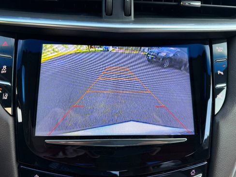 Used 2014 Cadillac XTS Premium FWD image 17