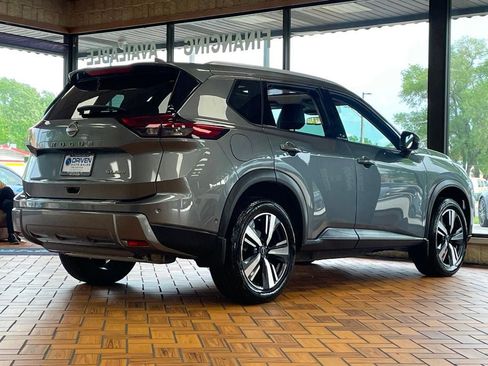 Used 2024 Nissan Rogue SL w/ SL Premium Package AWD/4WD image 10