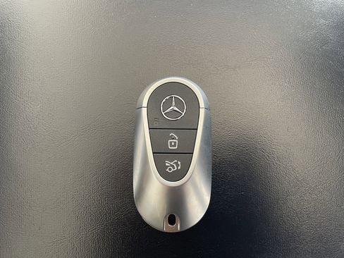 New 2026 Mercedes-Benz GLC 300 4MATIC image 23