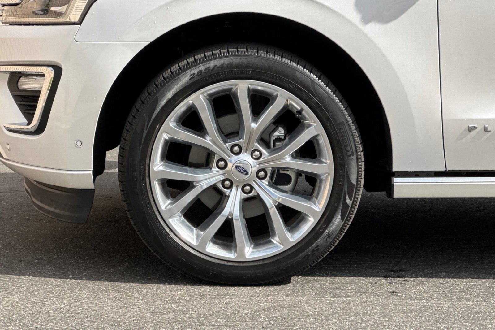 Used 2019 Ford Expedition Platinum RWD image 31