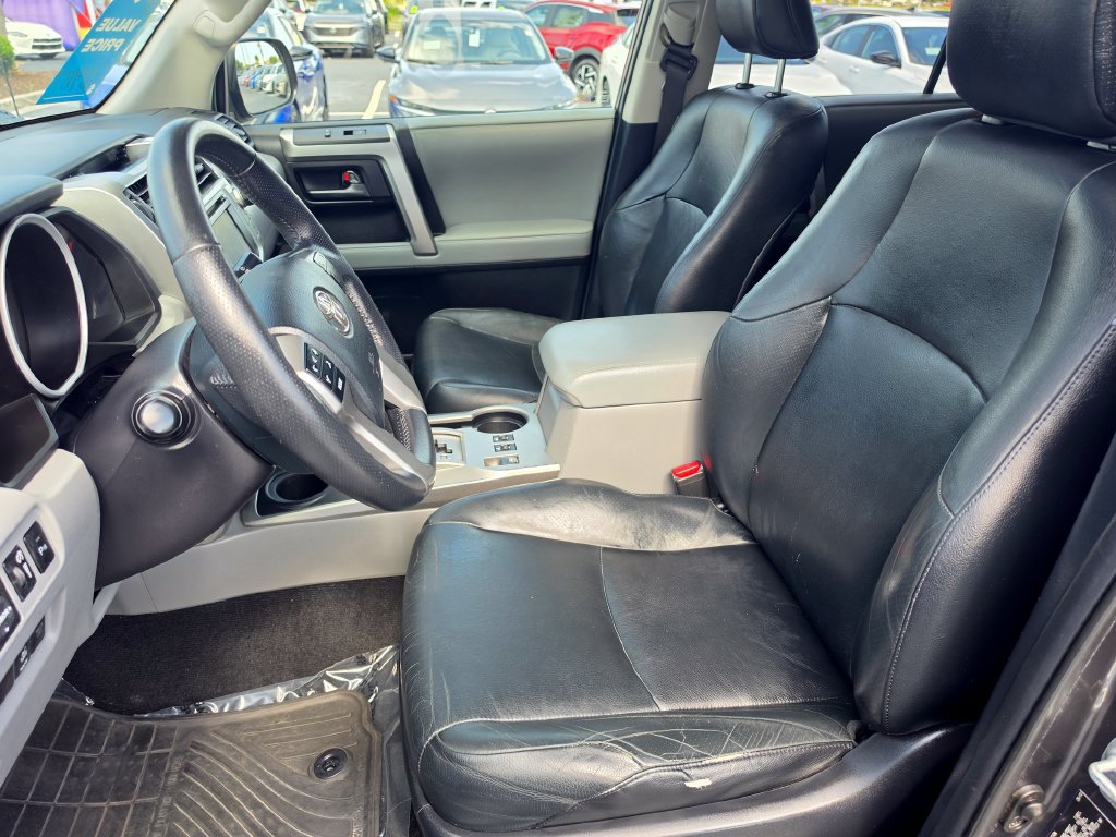 Used 2013 Toyota 4Runner SR5 w/ Premium Pkg AWD/4WD image 17