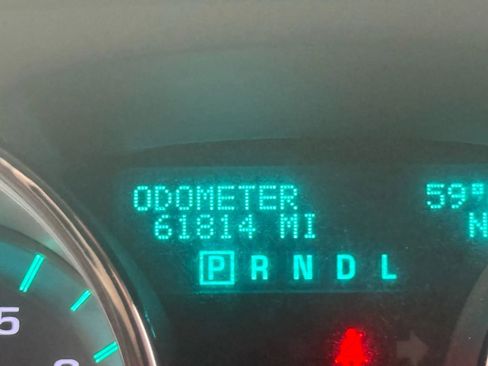 Used 2011 Chevrolet Traverse LT image 21