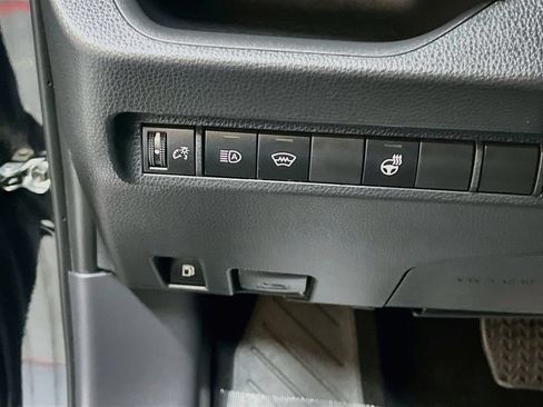 Used 2025 Toyota RAV4 XLE w/ Weather Package AWD/4WD image 10