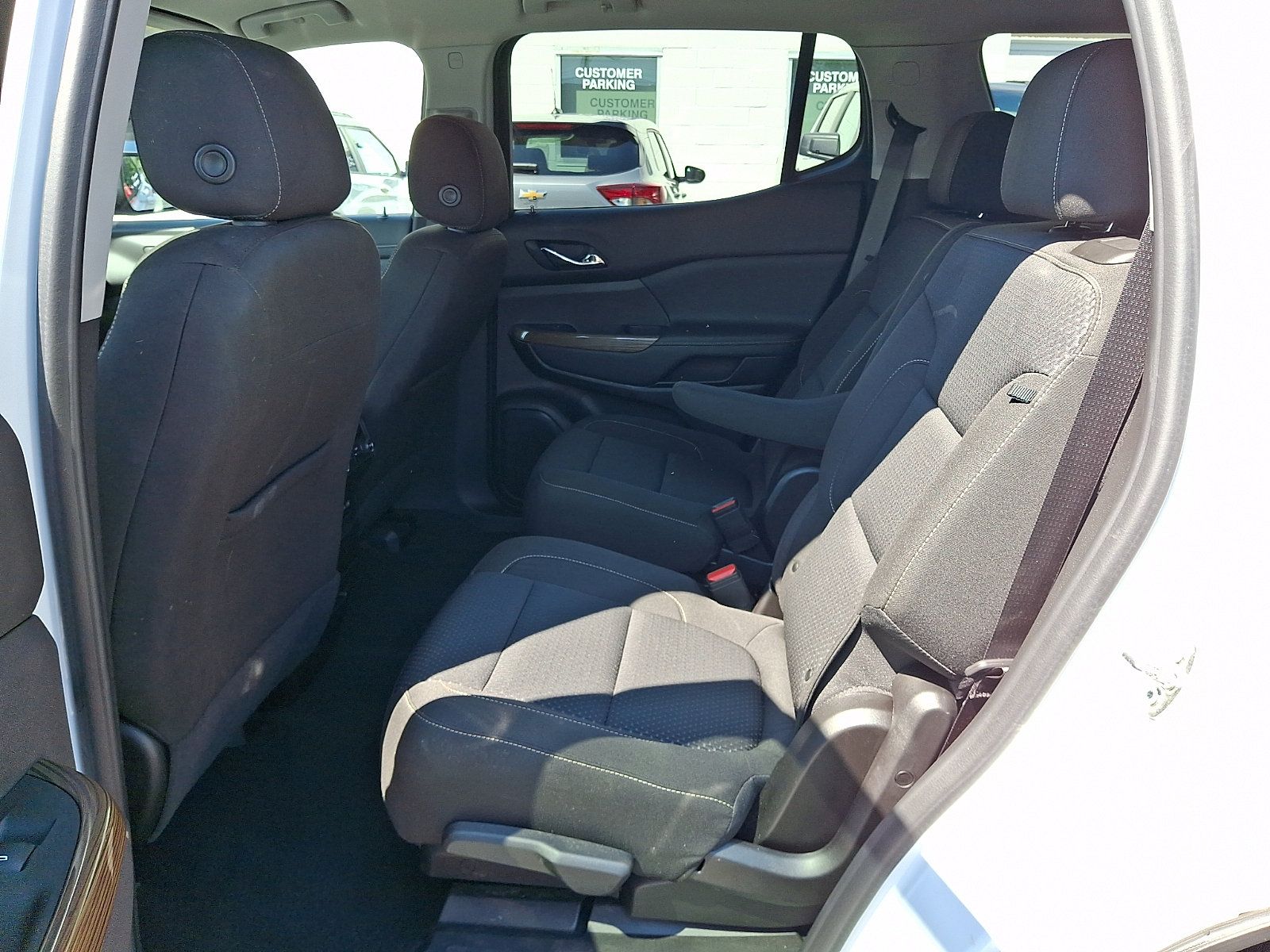 Certified 2023 GMC Acadia SLE w/ Driver Convenience Package AWD/4WD image 11