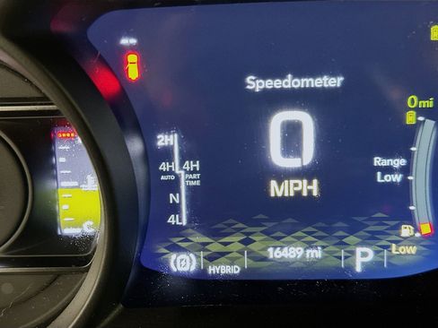 Used 2024 Jeep Wrangler Sport S w/ Convenience Group image 19