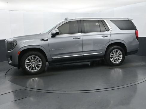 Used 2024 GMC Yukon SLT image 2