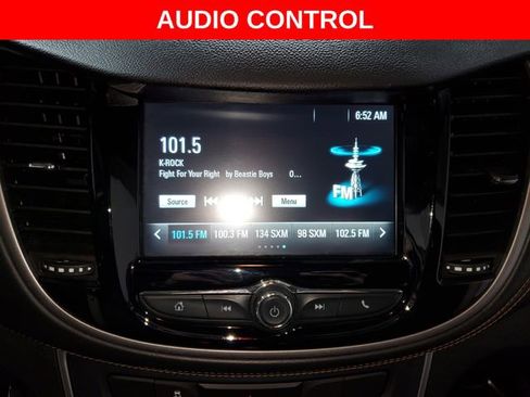 Used 2017 Chevrolet Trax LT image 18