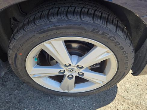 Used 2010 Toyota Matrix S image 26