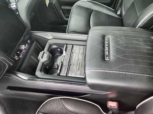 New 2026 RAM 2500 Limited image 22