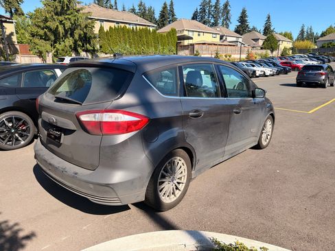 Used 2015 Ford C-MAX Energi SEL w/ Equipment Group 302A FWD image 4
