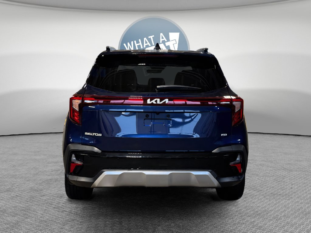 Certified 2025 Kia Seltos EX AWD/4WD image 5