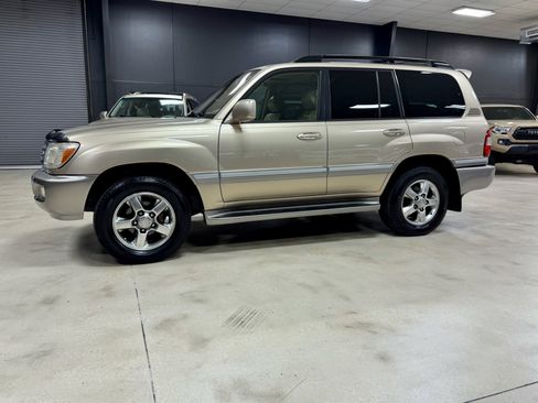 Used 2006 Toyota Land Cruiser image 9