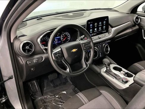 Used 2024 Chevrolet Blazer LT w/ Convenience Package AWD/4WD image 16
