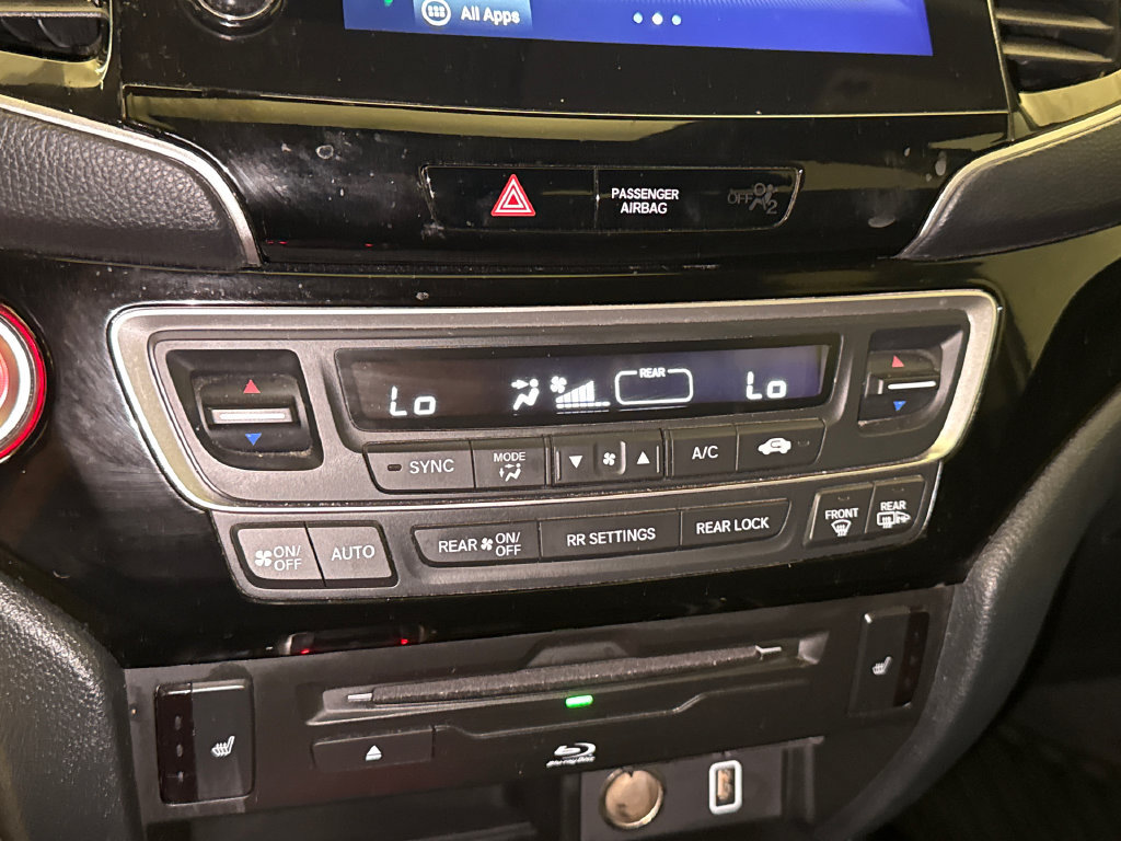 Used 2022 Honda Pilot Touring image 30