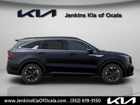 New 2026 Kia Sorento S image 2