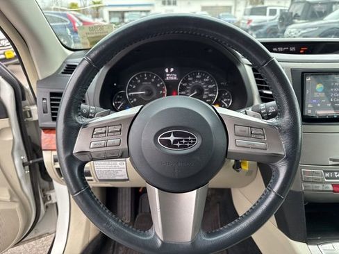 Used 2011 Subaru Outback 2.5i Limited w/ PWR Moonroof Pkg image 14