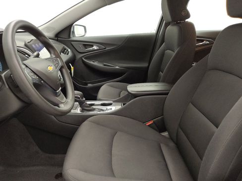 Used 2025 Chevrolet Malibu LT FWD image 17