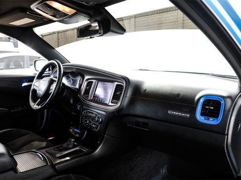 Used 2023 Dodge Charger R/T w/ Plus Group image 10