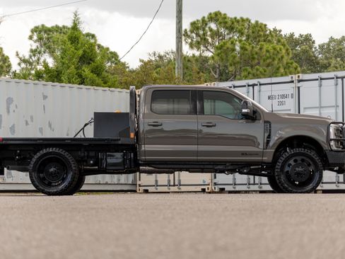 New 2026 Ford F350 Lariat AWD/4WD image 3