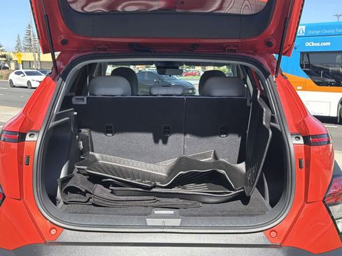 Used 2024 Hyundai Kona SE image 27