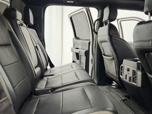 Used 2018 Ford F150 Raptor w/ Equipment Group 802A Luxury image 39