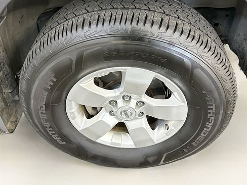 Used 2012 Nissan Xterra S w/ Value Package image 11