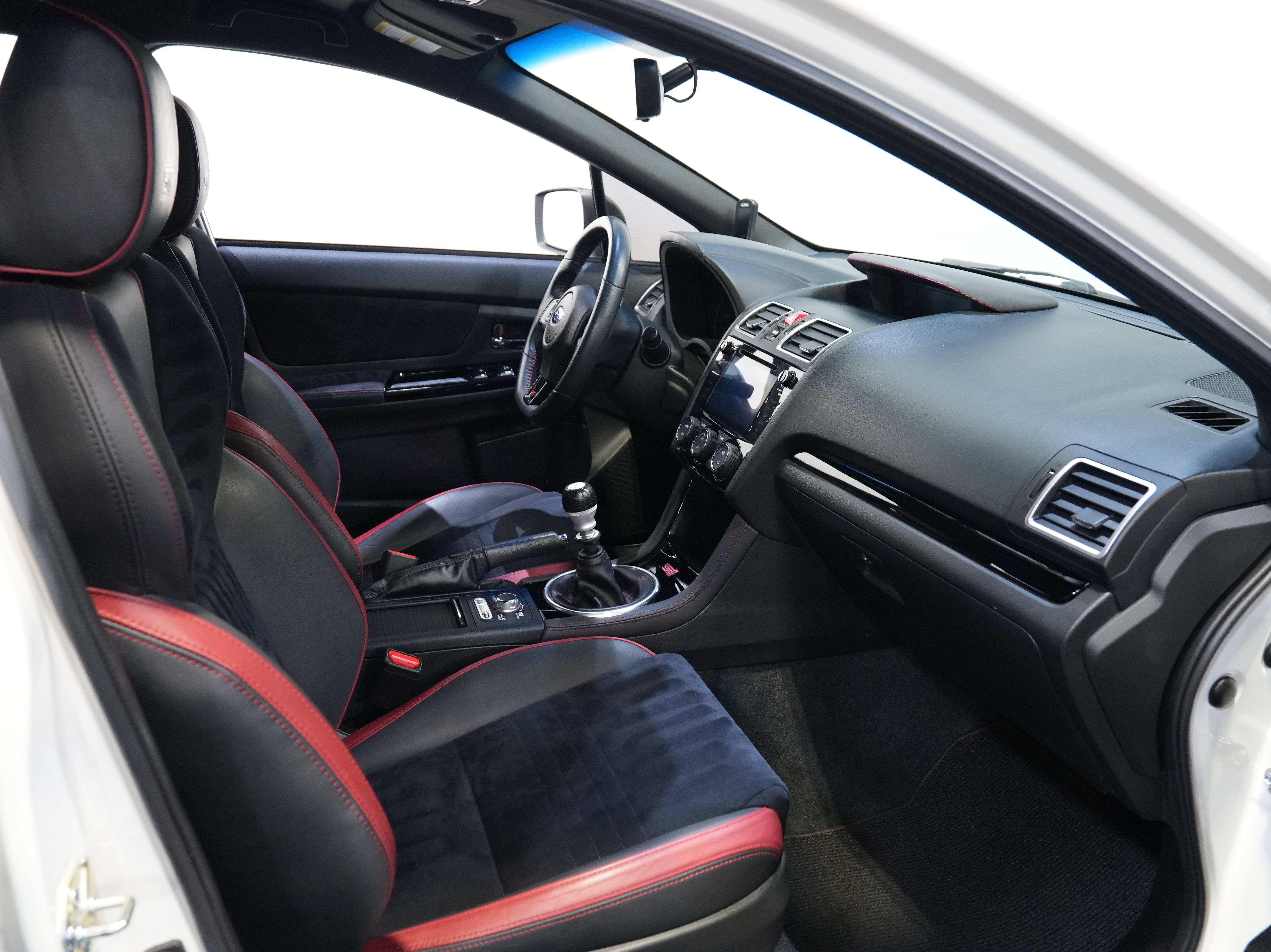 Used 2020 Subaru WRX STI AWD/4WD image 33