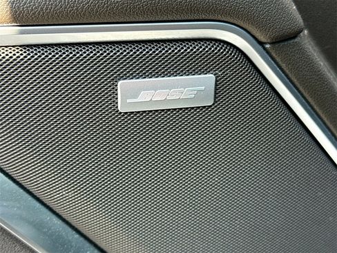 Used 2022 GMC Sierra 1500 SLT w/ SLT Premium Plus Package image 19