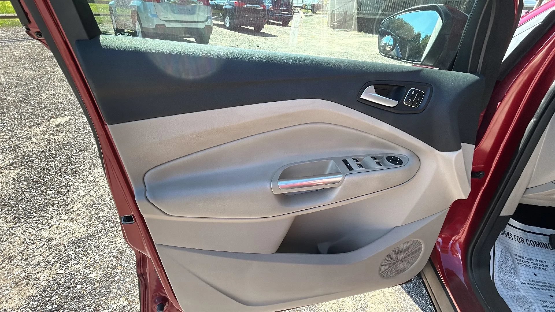 Used 2017 Ford Escape Titanium FWD image 20