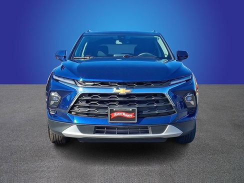 Used 2023 Chevrolet Blazer LT w/ Convenience Package image 2