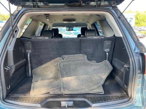 Used 2009 Saturn Outlook XR w/ Convenience Package FWD image 23