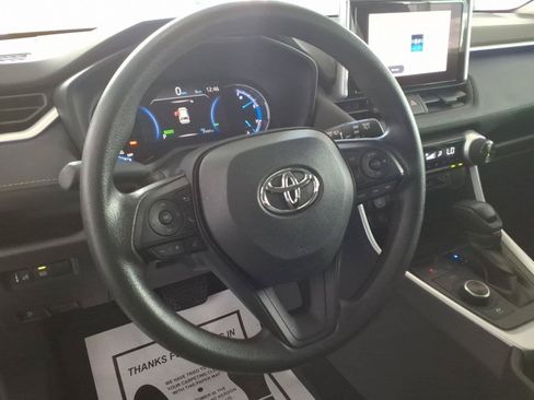 Used 2024 Toyota RAV4 XLE AWD/4WD image 11
