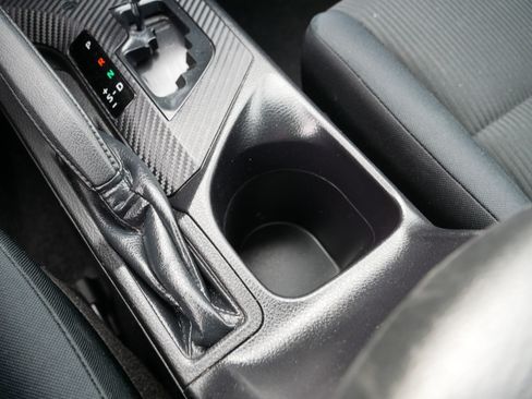 Used 2015 Toyota RAV4 LE image 35