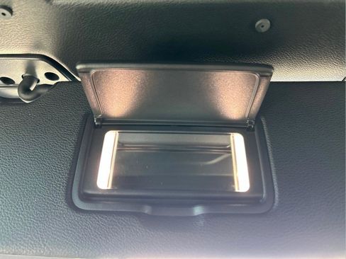 Used 2024 Jeep Wrangler Unlimited Rubicon AWD/4WD image 35
