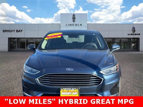 Used 2019 Ford Fusion SEL image 2