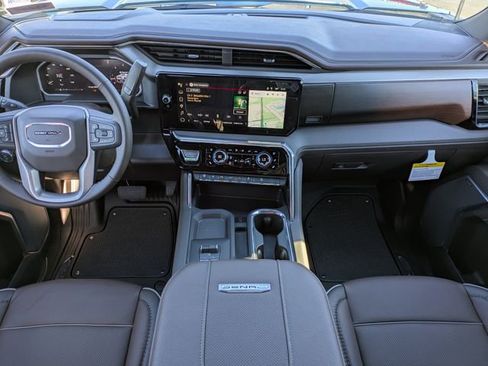 New 2026 GMC Sierra 2500 Denali w/ Technology Package AWD/4WD image 17